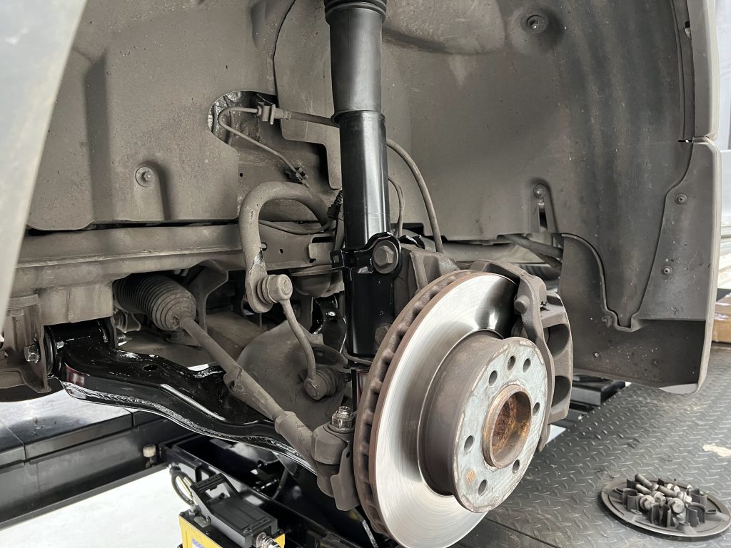 front left suspension and steering assembly on a mercedes van