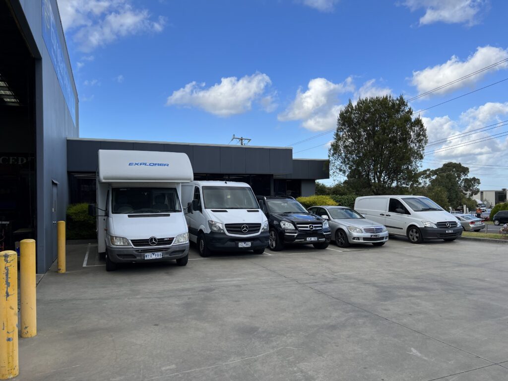 Service booking for Mercedes vans, cars and SUVs.